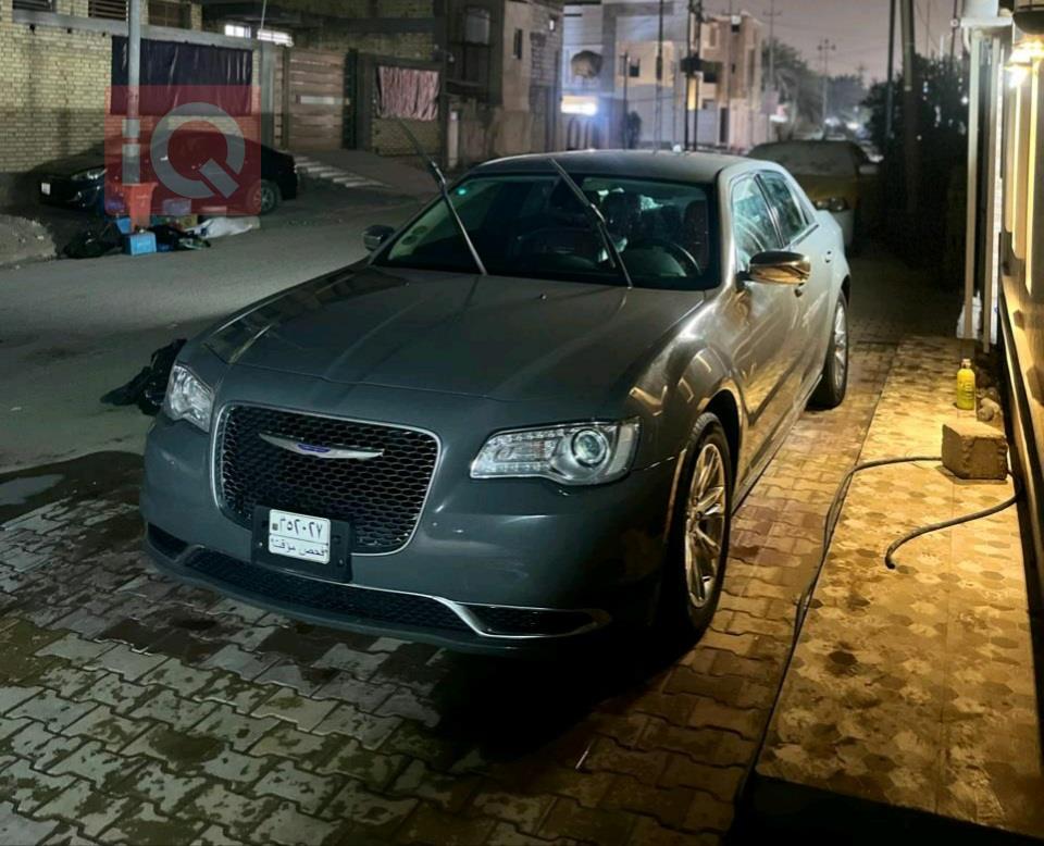 كرايسلر 300